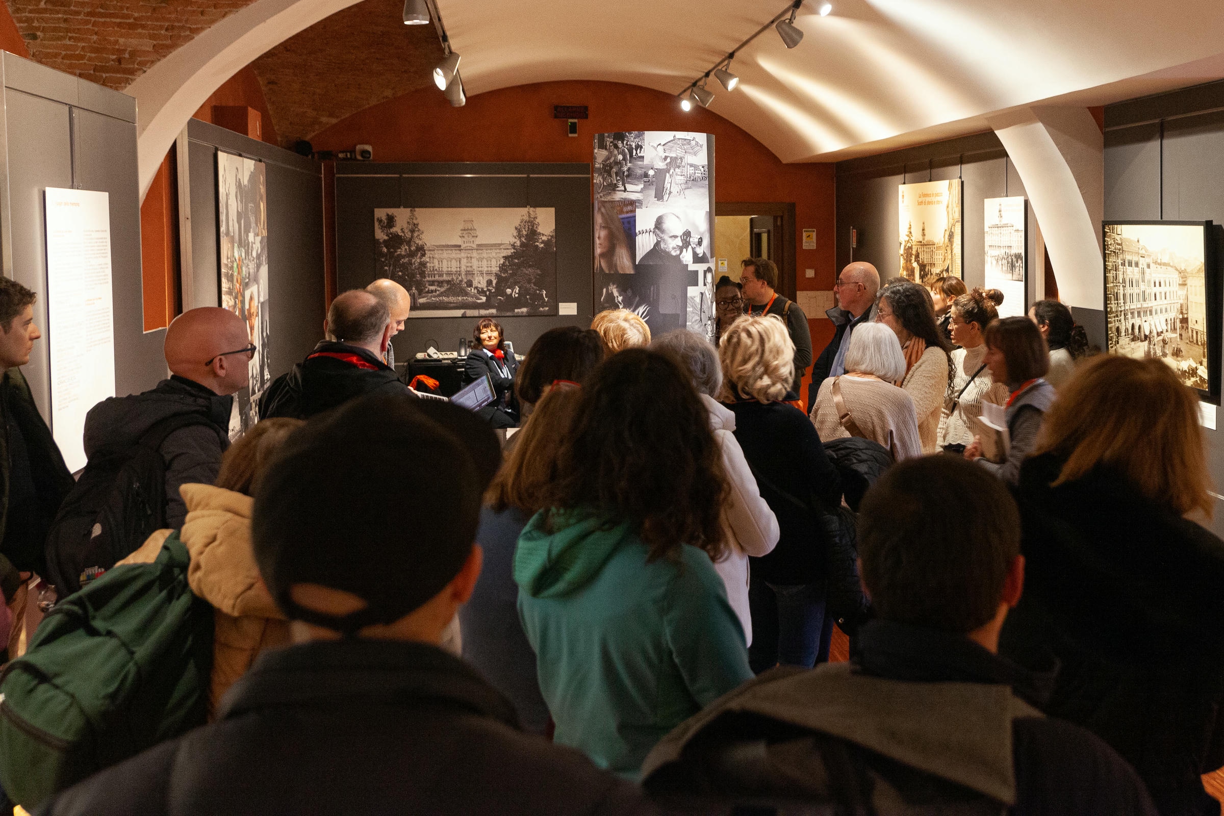 Tracce Di Parole Exhibit Around 11